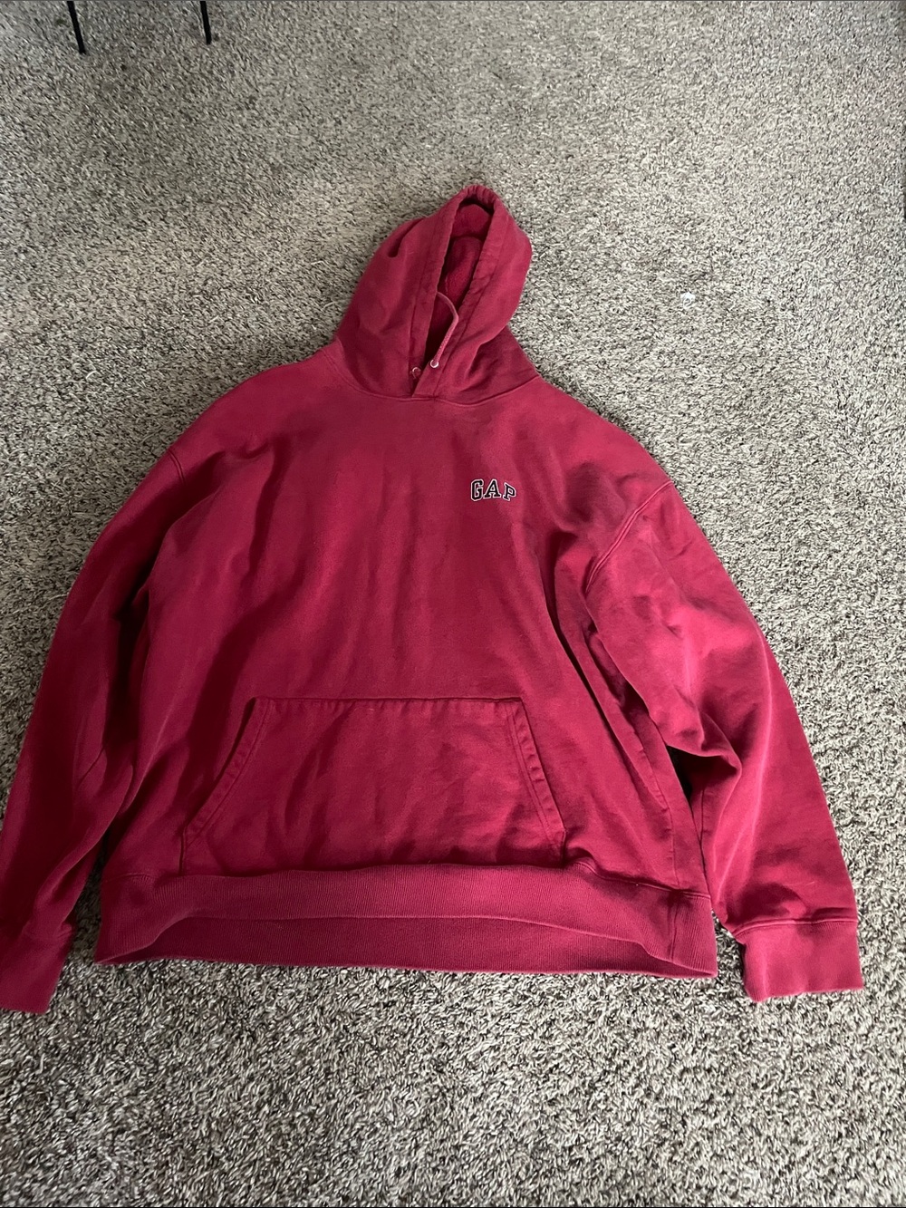 GAP Men's Dark Red Crewneck Hoodie